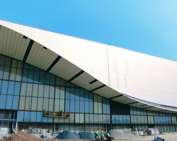 Dolmen Mall Lahore – Wall Façade